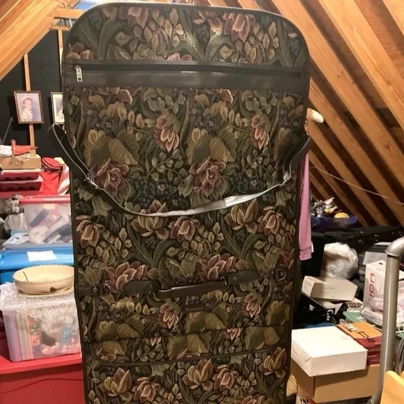 Vintage Paisley Tapestry Garment Bag - Picture 4 of 5